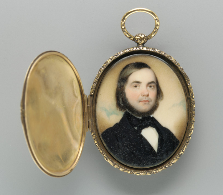 Image of a locket with male portrait