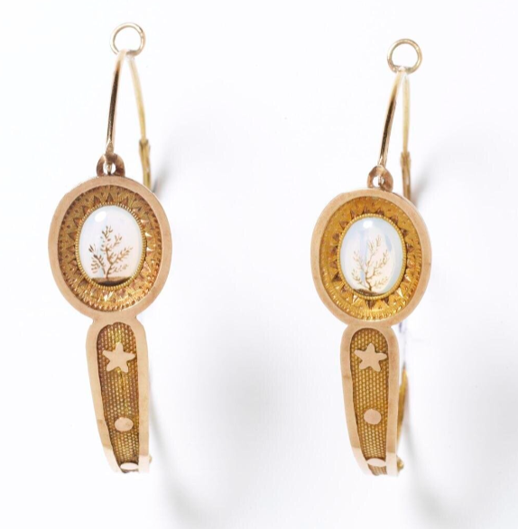 Pair of earrings, enamelled gold and opaline glass pastes painted to simulate moss agate, France, mark for South East, 1819-38.